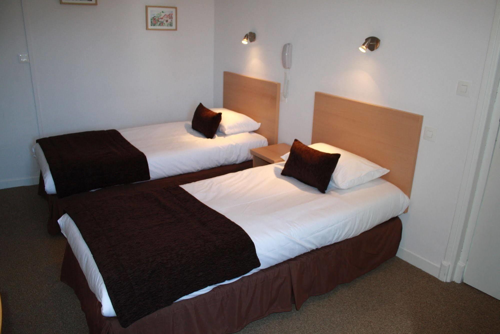 אסקיין Hotel De La Rhune מראה חיצוני תמונה
