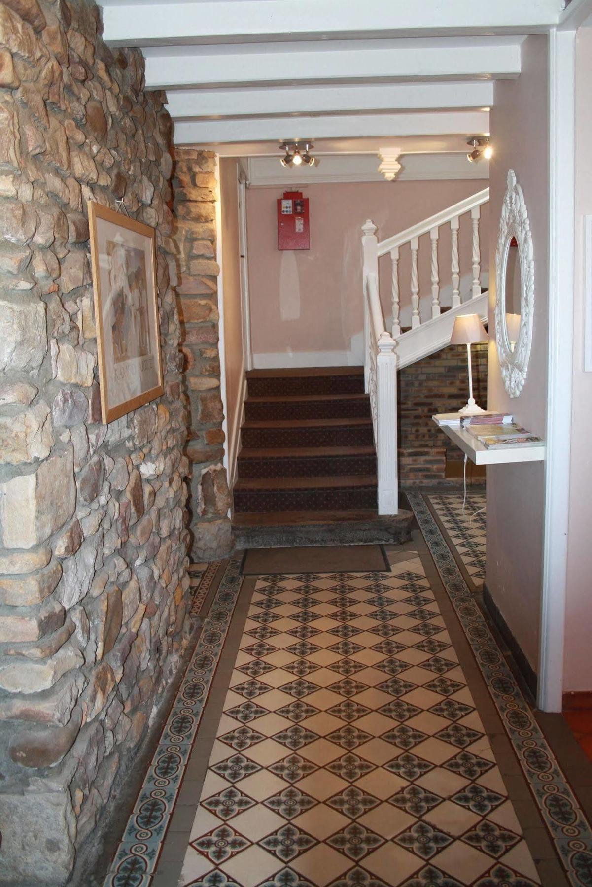 אסקיין Hotel De La Rhune מראה חיצוני תמונה