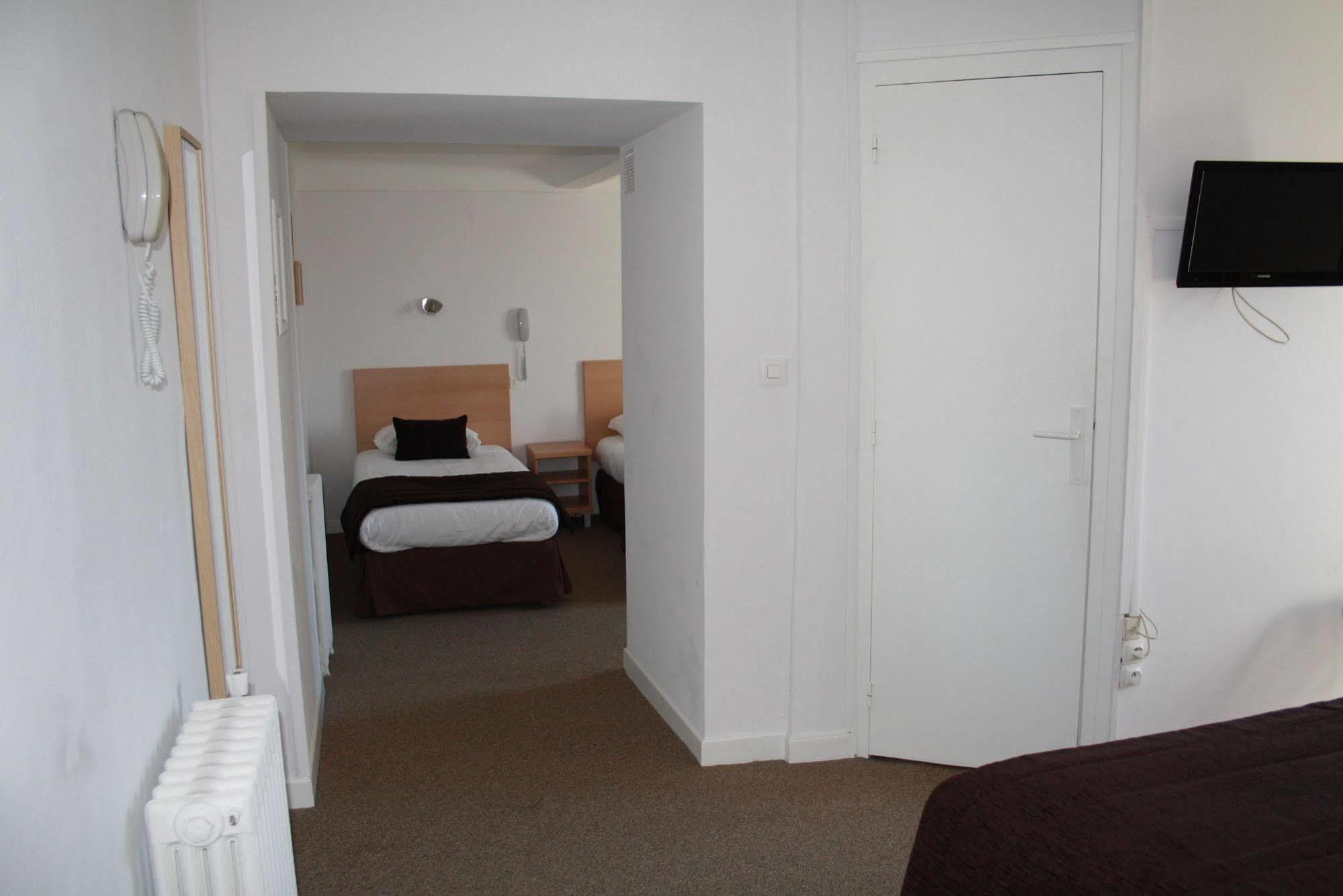 אסקיין Hotel De La Rhune מראה חיצוני תמונה