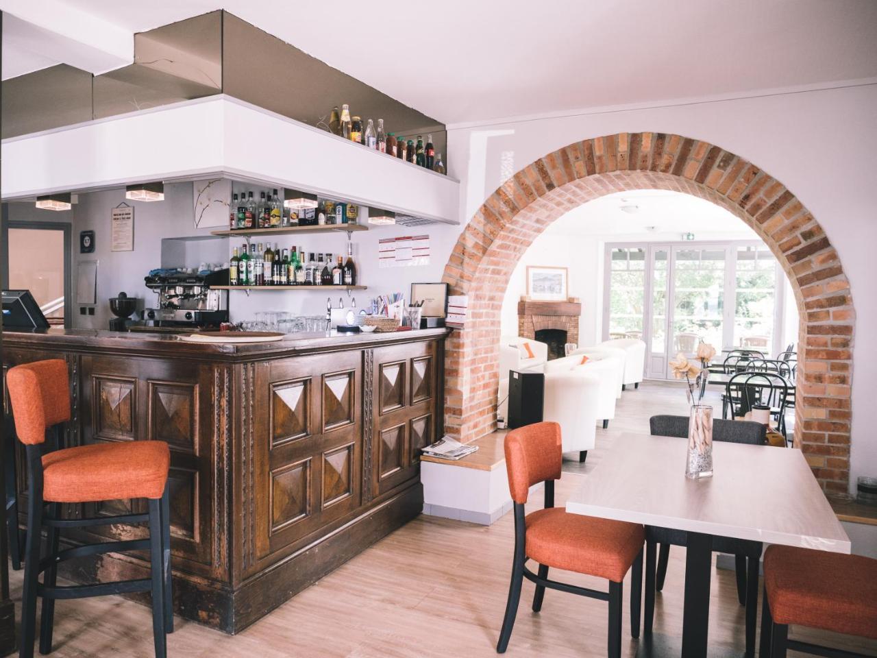 אסקיין Hotel De La Rhune מראה חיצוני תמונה