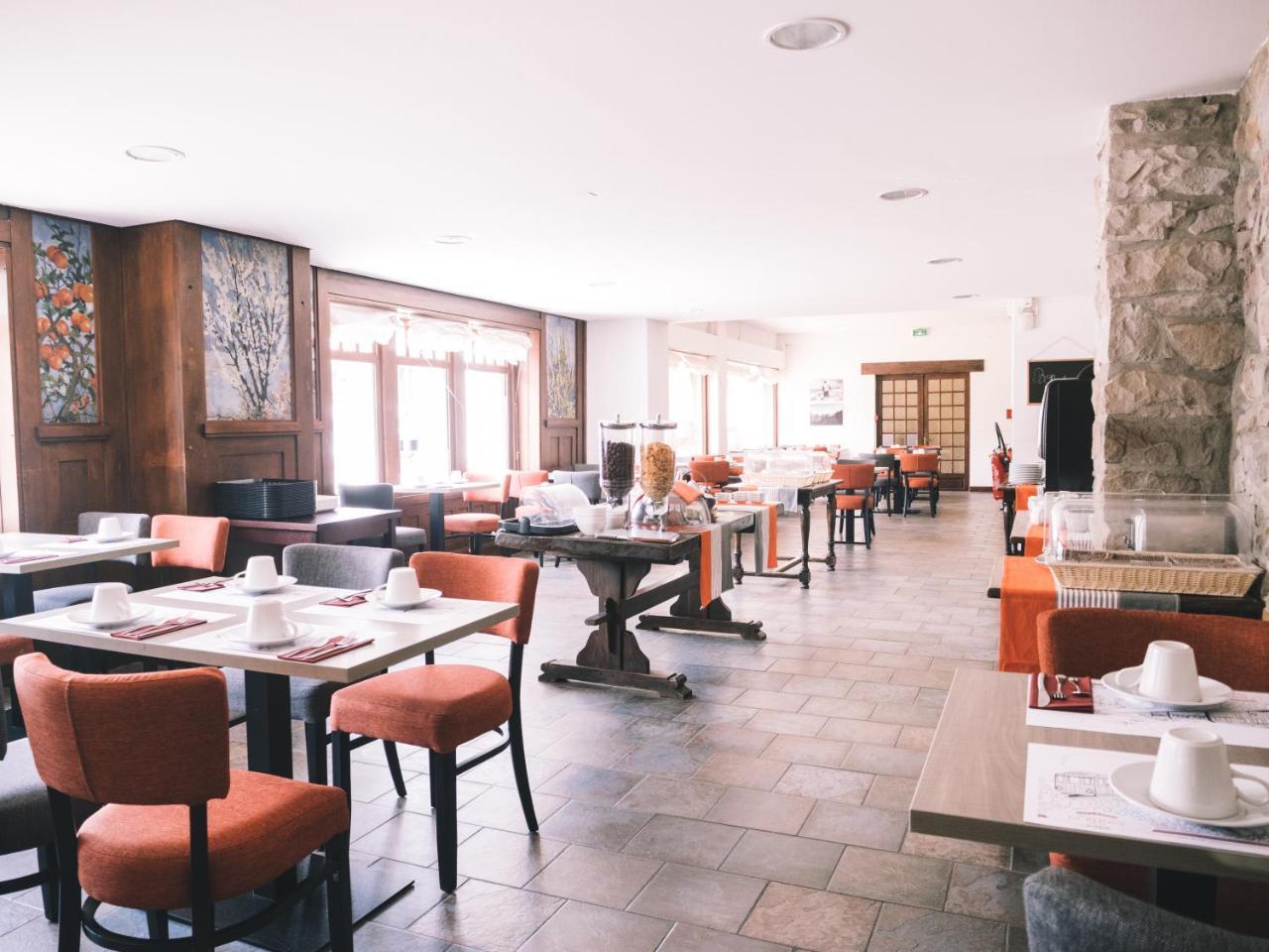 אסקיין Hotel De La Rhune מראה חיצוני תמונה
